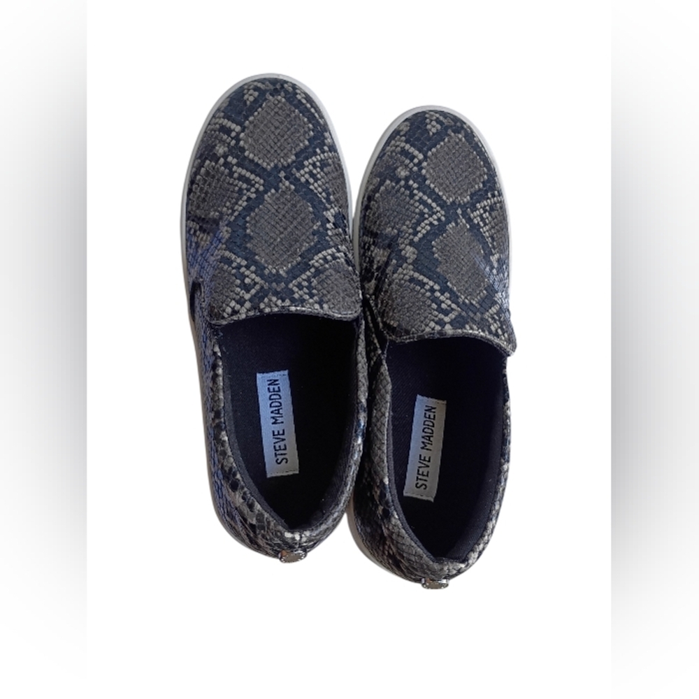 Steve Madden Slip On Gills Snakeskin Shoes Size 7.5